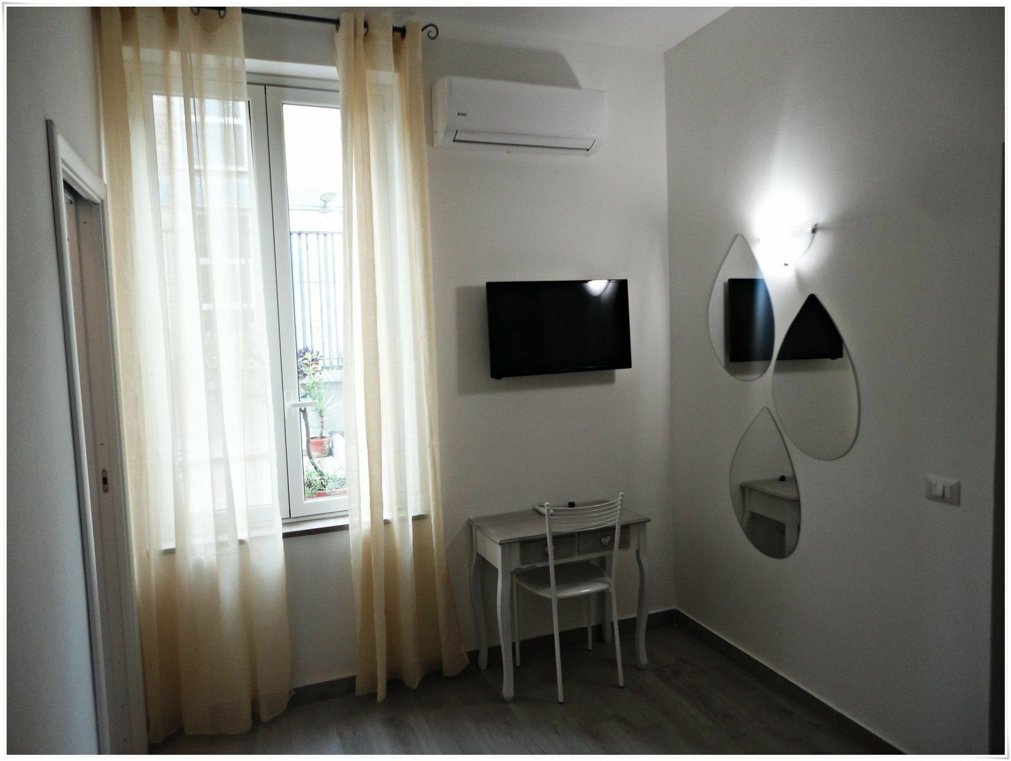 Lunablu Rome Luaran gambar