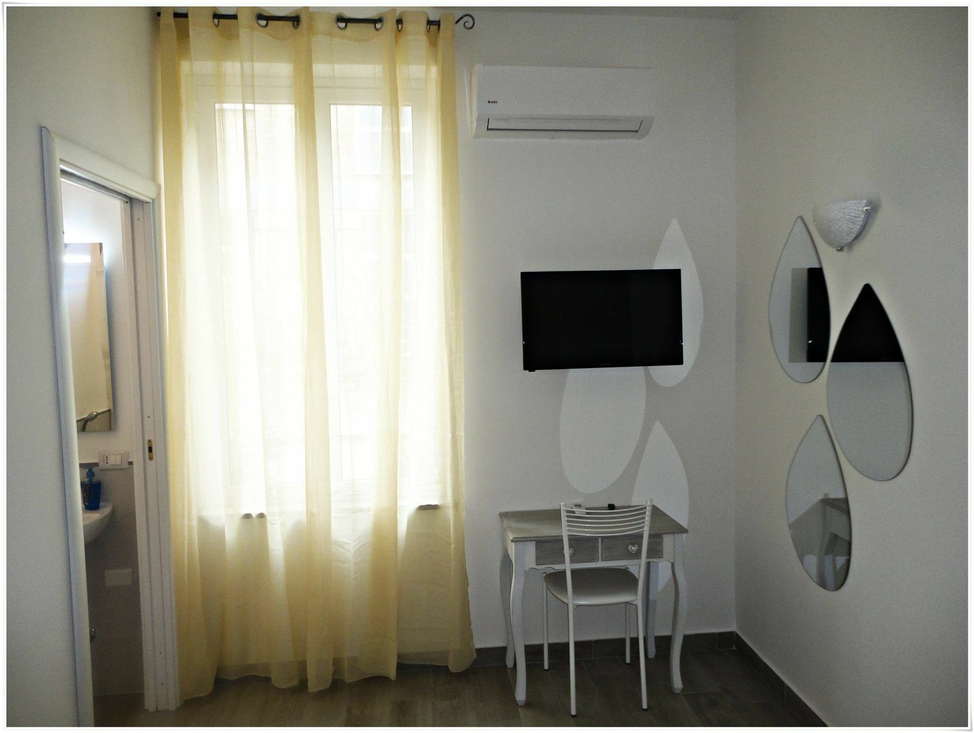 Lunablu Rome Luaran gambar